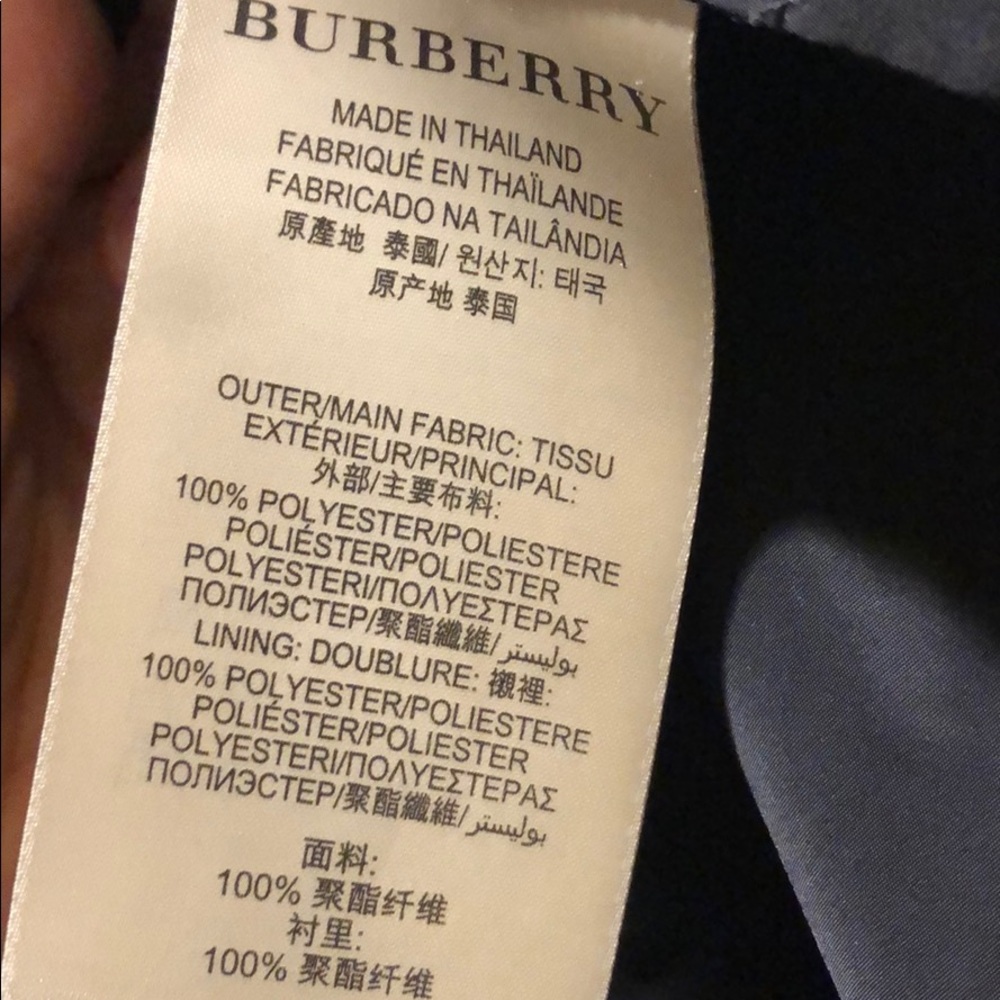 Burberry - Picture 5 of 8